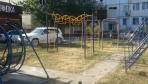 Площадка для воркаута в городе Геленджик №10155 Маленькая Современная фото
