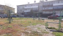 Площадка для воркаута в городе Ирбит №10181 Средняя Современная фото