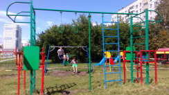 Площадка для воркаута в городе Новосибирск №4002 Маленькая Современная фото