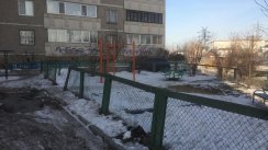 Площадка для воркаута в городе Екатеринбург №8144 Маленькая Современная фото