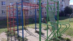 Площадка для воркаута в городе Верхняя Пышма №8812 Средняя Современная фото