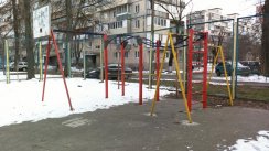 Площадка для воркаута в городе Киев №9333 Маленькая Современная фото