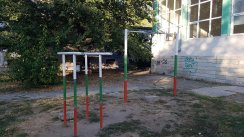 Площадка для воркаута в городе Ямбол №10243 Маленькая Советская фото