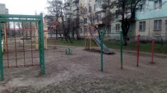 Площадка для воркаута в городе Комсомольск №10443 Маленькая Современная фото