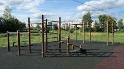 Площадка для воркаута в городе Сергиев Посад №12623 Большая Современная фото