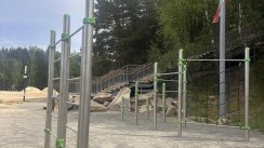 Площадка для воркаута в городе Лыткарино №13148 Маленькая Современная фото