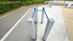 Площадка для воркаута в городе Москва №13156 Средняя Современная фото