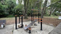 Площадка для воркаута в городе Сочи №13171 Маленькая Современная фото