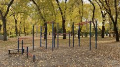 Площадка для воркаута в городе Воронеж №13228 Маленькая Современная фото