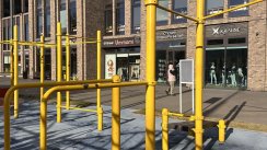 Площадка для воркаута в городе Москва №13226 Маленькая Современная фото