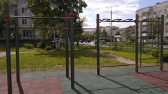 Площадка для воркаута в городе Южно-Сахалинск №5298 Средняя Хомуты фото