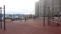 Площадка для воркаута в городе Мурманск №4353 Средняя Современная фото