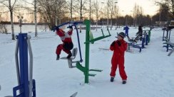 Площадка для воркаута в городе Петрозаводск №1924 Средняя Современная фото