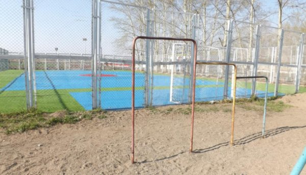 Площадка для воркаута в городе Краснокаменск №5177 Маленькая Советская фото