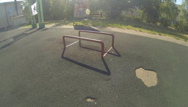 Площадка для воркаута в городе Дмитров №2368 Большая Современная фото