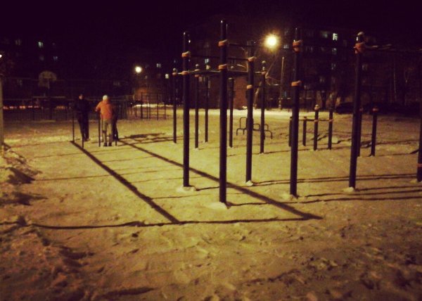Площадка для воркаута в городе Волоколамск №2028 Средняя Хомуты фото