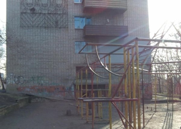 Площадка для воркаута в городе Запорожье №2613 Маленькая Советская фото