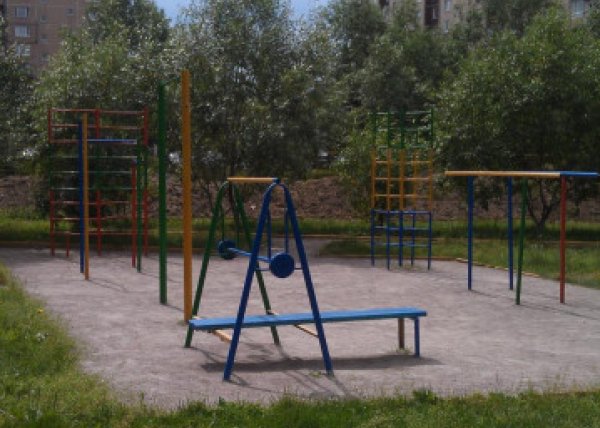 Площадка для воркаута в городе Москва №1011 Маленькая Советская фото