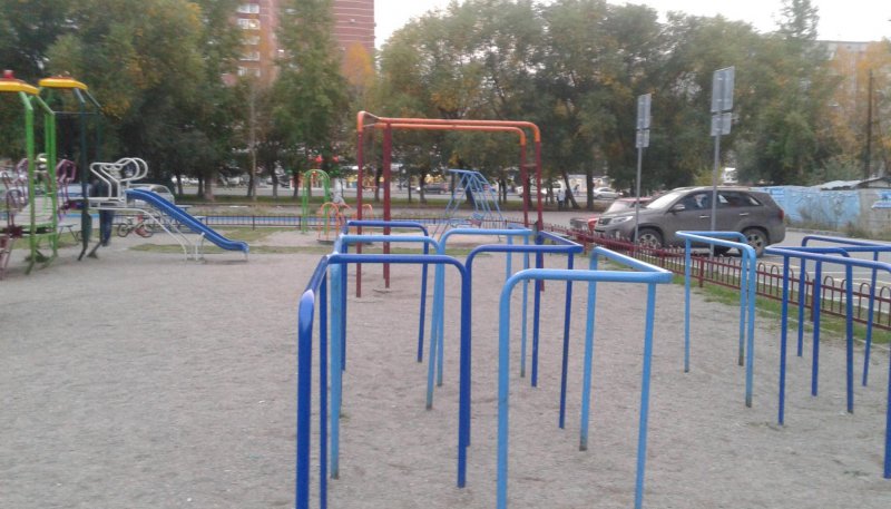 Площадка для воркаута в городе Челябинск №5737 Средняя Советская фото