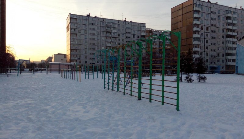 Площадка для воркаута в городе Кемерово №7957 Средняя Советская фото