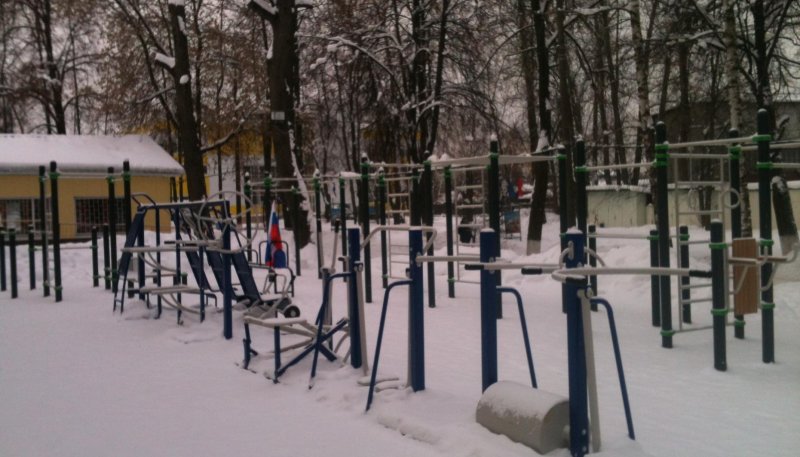 Площадка для воркаута в городе Королев №8212 Средняя Хомуты фото