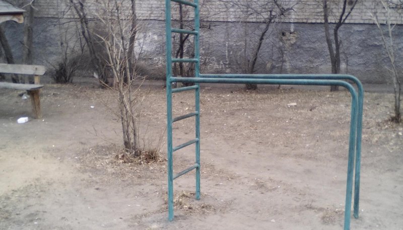 Площадка для воркаута в городе Чита №8411 Маленькая Советская фото