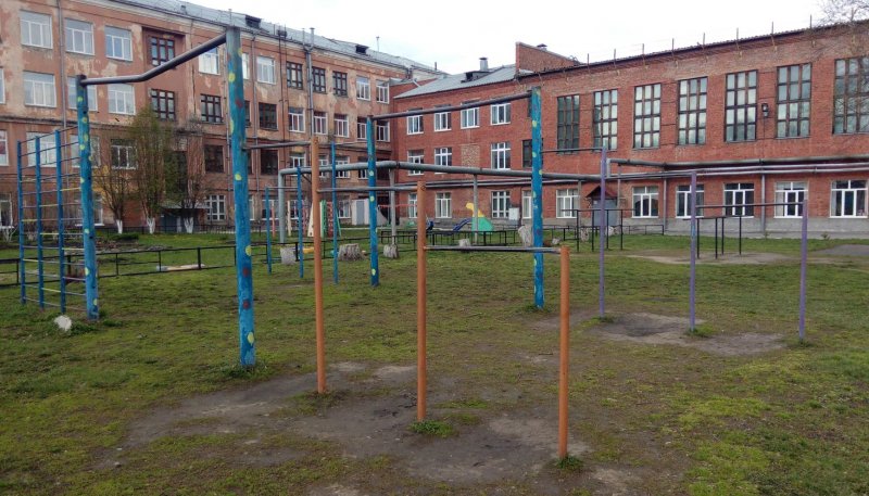 Площадка для воркаута в городе Кемерово №8651 Средняя Советская фото