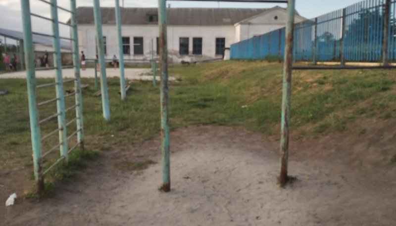 Площадка для воркаута в городе Комсомольск №10804 Маленькая Советская фото