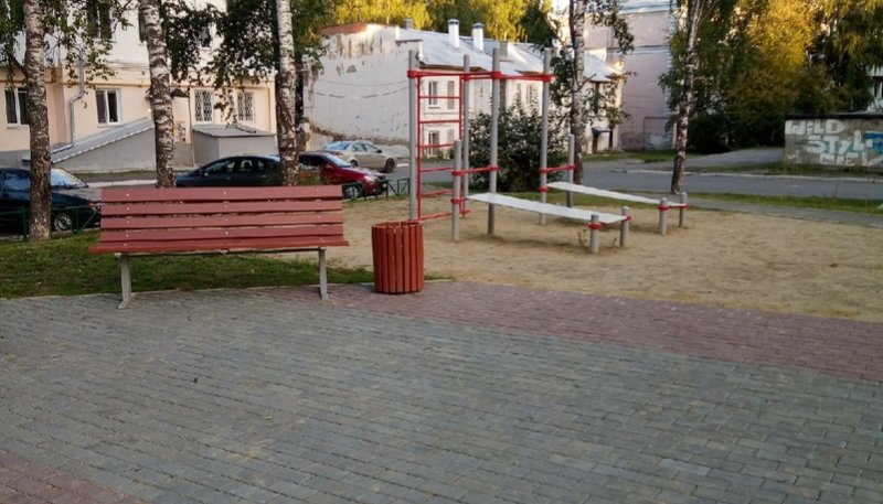 Площадка для воркаута в городе Серов №10948 Маленькая Хомуты фото