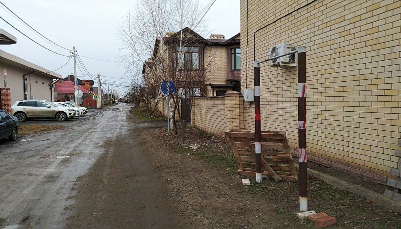 Площадка для воркаута в городе Краснодар №11180 Маленькая Современная фото