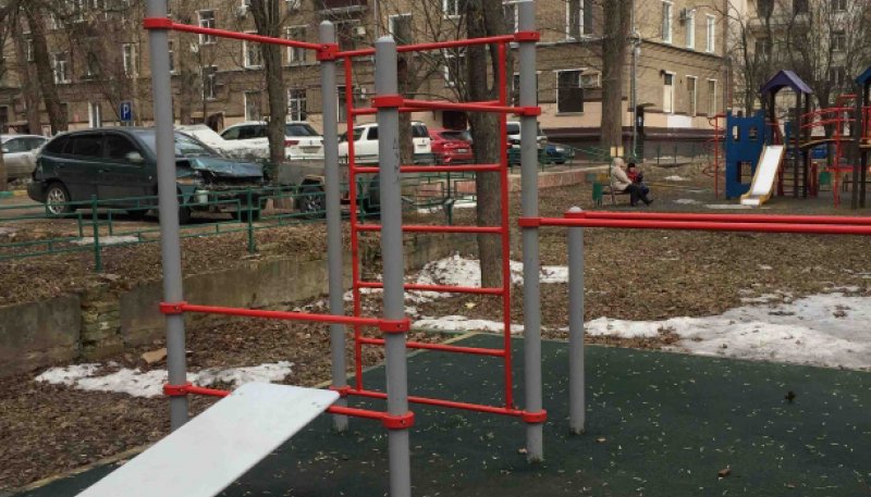 Площадка для воркаута в городе Москва №11310 Маленькая Хомуты фото