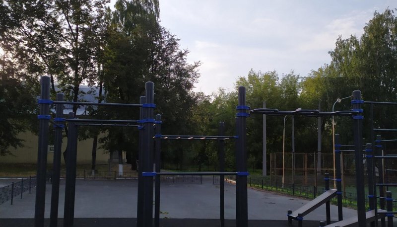 Площадка для воркаута в городе Тюмень №11542 Средняя Хомуты фото