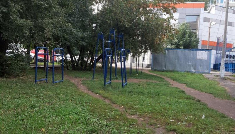 Площадка для воркаута в городе Химки №11555 Большая Современная фото