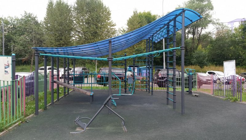 Площадка для воркаута в городе Москва №12535 Маленькая Хомуты фото