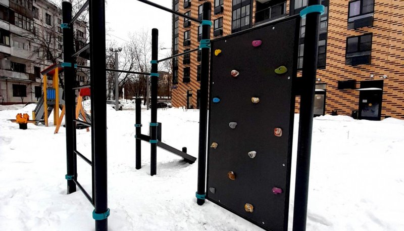 Площадка для воркаута в городе Москва №12756 Маленькая Хомуты фото