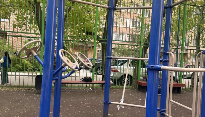 Площадка для воркаута в городе Москва №13126 Маленькая Хомуты фото