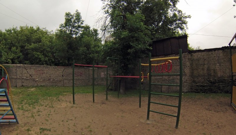 Площадка для воркаута в городе Москва №5221 Маленькая Советская фото