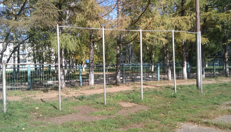 Площадка для воркаута в городе Альметьевск №1227 Средняя Советская фото