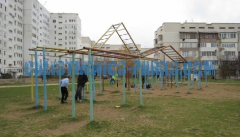 Площадка для воркаута в городе Севастополь №3337 Средняя Советская фото