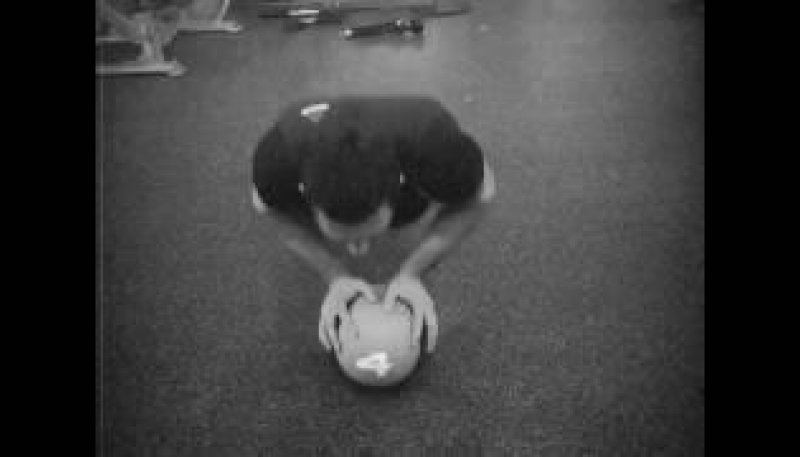 Кто с мячом к нам придёт...тому...