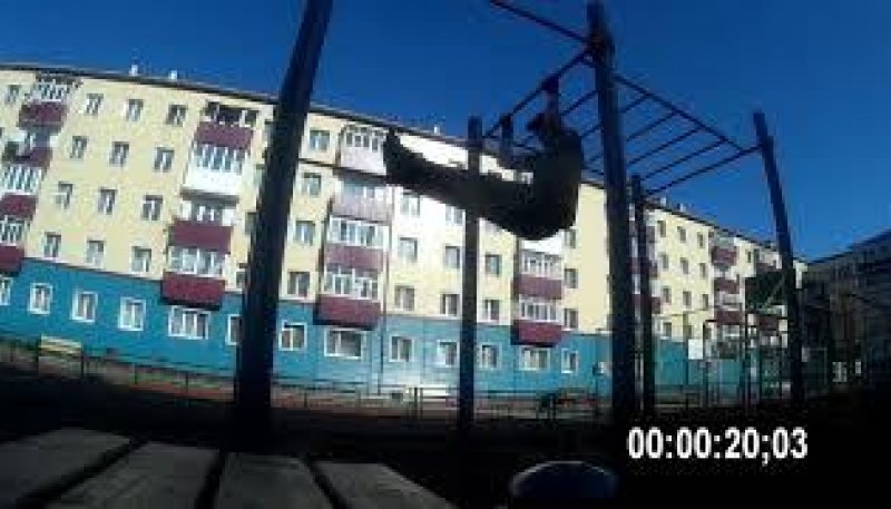 ВЫЗОВ от Archo Morris "Уголок" на Турнике