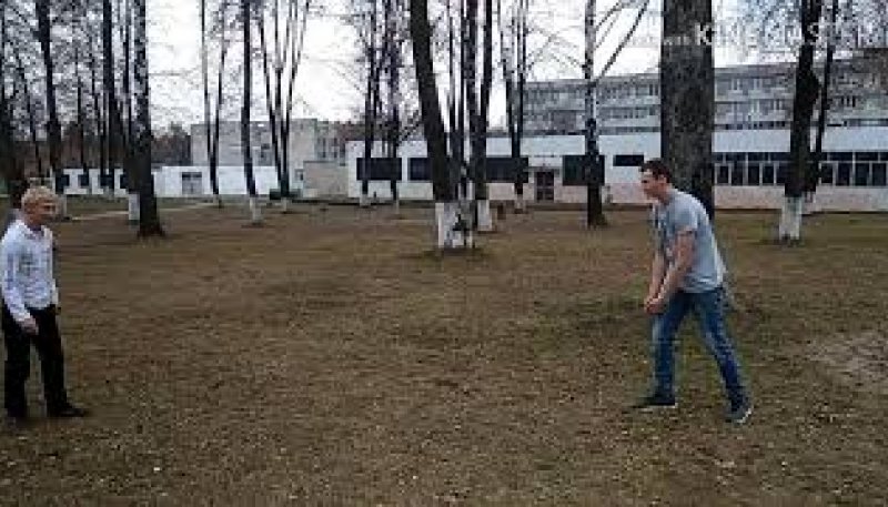 Заднее сальто бланшом с рук