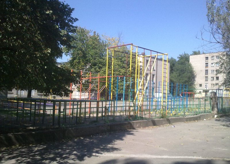 Площадка для воркаута в городе Запорожье №2561 Средняя Советская фото