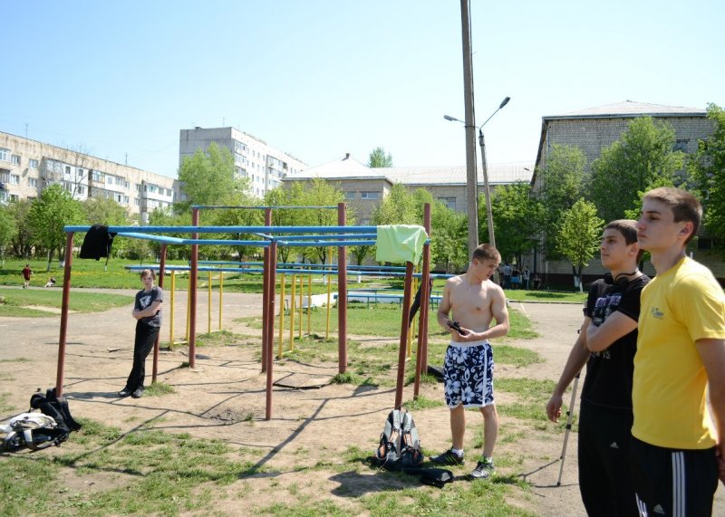 Площадка для воркаута в городе Черновцы №857 Средняя Советская фото