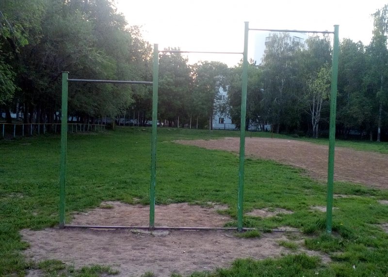 Площадка для воркаута в городе Набережные Челны №2932 Маленькая Советская фото