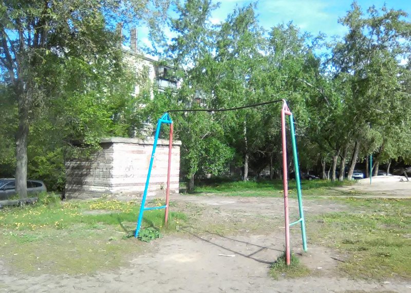 Площадка для воркаута в городе Челябинск №7866 Маленькая Советская фото