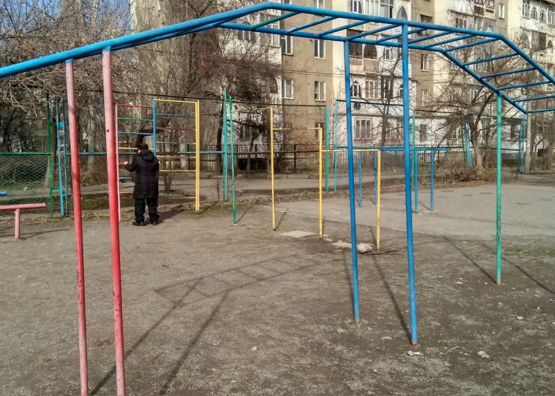 Площадка для воркаута в городе Бишкек №8260 Маленькая Советская фото