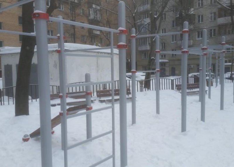 Площадка для воркаута в городе Москва №8291 Средняя Хомуты фото