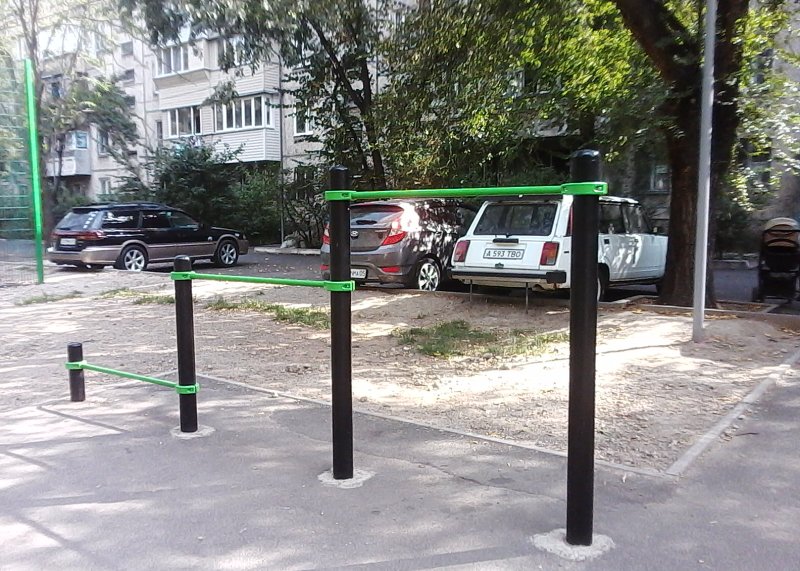 Площадка для воркаута в городе Алматы №10142 Маленькая Хомуты фото