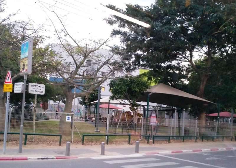 Площадка для воркаута в городе Тель-Авив №10384 Маленькая Хомуты фото